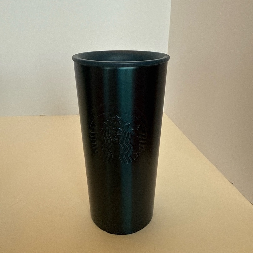 Starbucks Set of three limited hot and cold beverage cups. 8 ounce, 12 16 ounce - Picture 7 of 7